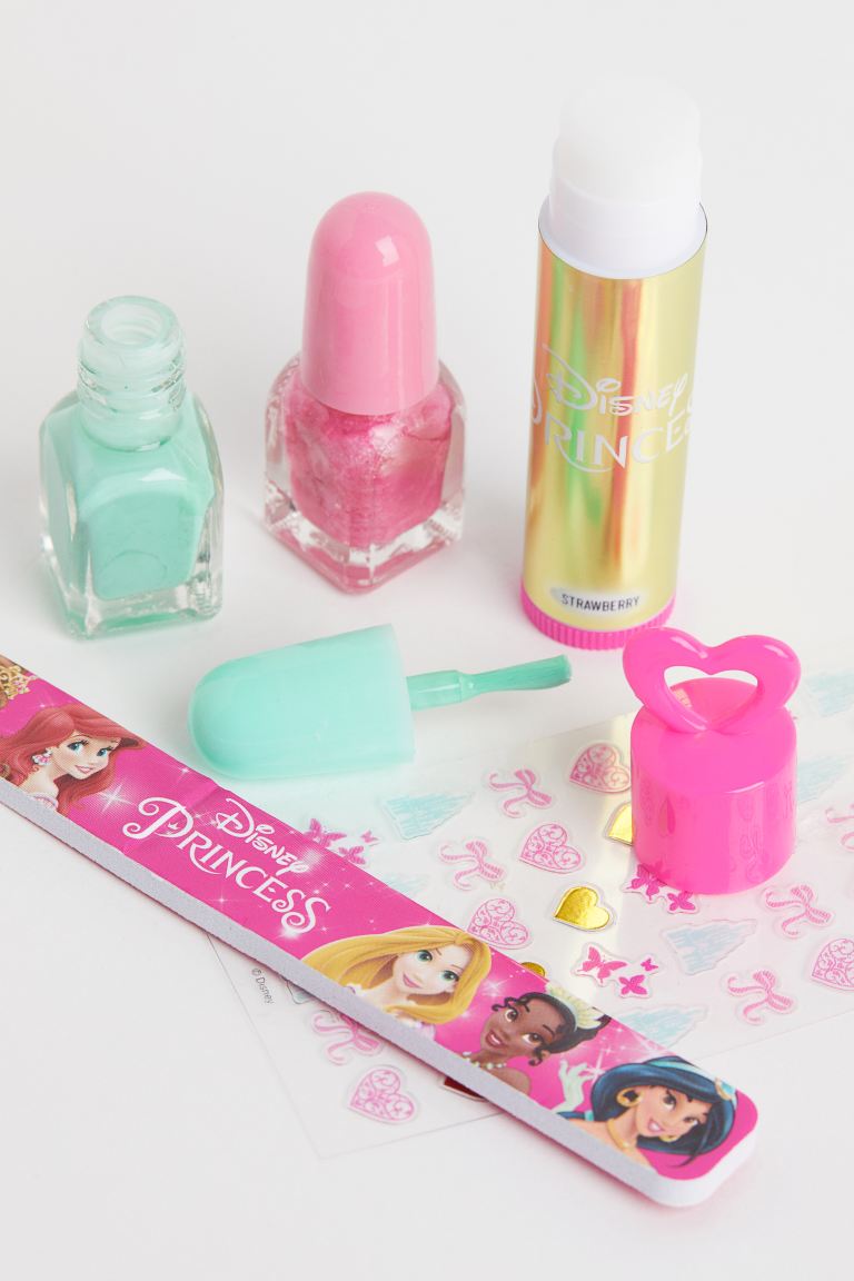 22Y1080 H&M Lip Balm and Nail Kit Hà Thương Shop