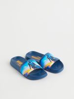 22S3-053 H&M Printed Pool Shoes - Giày, dép, sandal cho bé trai