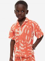 23L1-064 H&M Patterned Terry Resort Shirt - Áo sơ mi bé trai