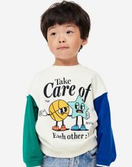 23O1-064 H&M Printed Sweatshirt - 6 tuổi